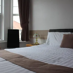 https://grange-lodge.yorkshirehotels.net